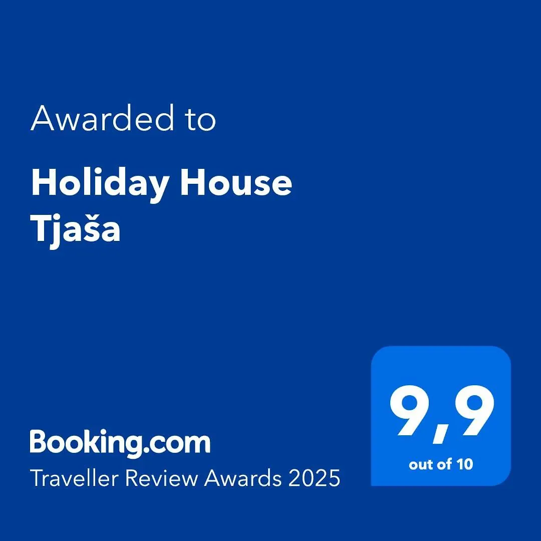 Holiday House Tjasa ロクヴェ